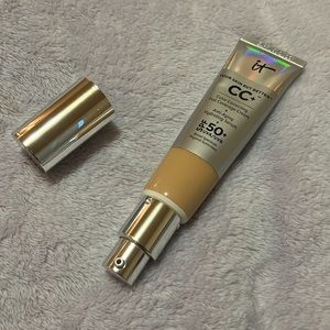 IT Cosmetics CC+ Color Correcting Full Coverage Cream SPF 50+